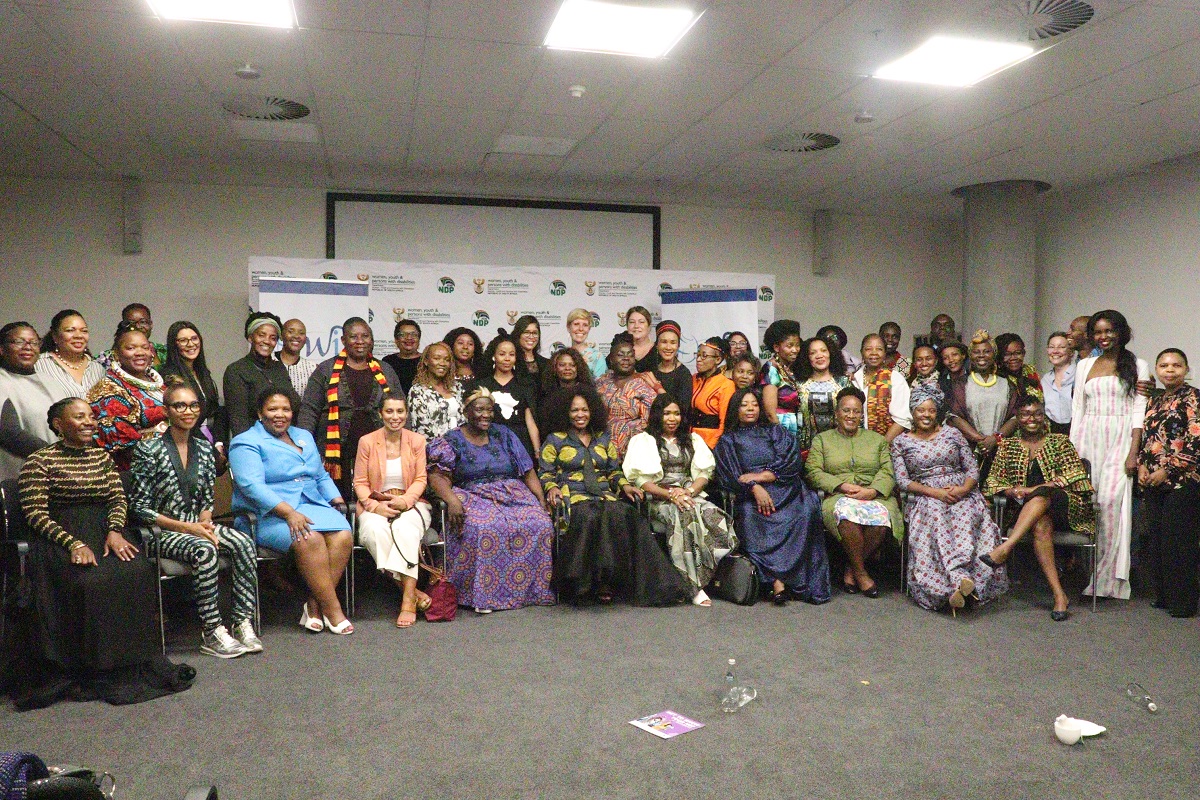 women group photo at a conference